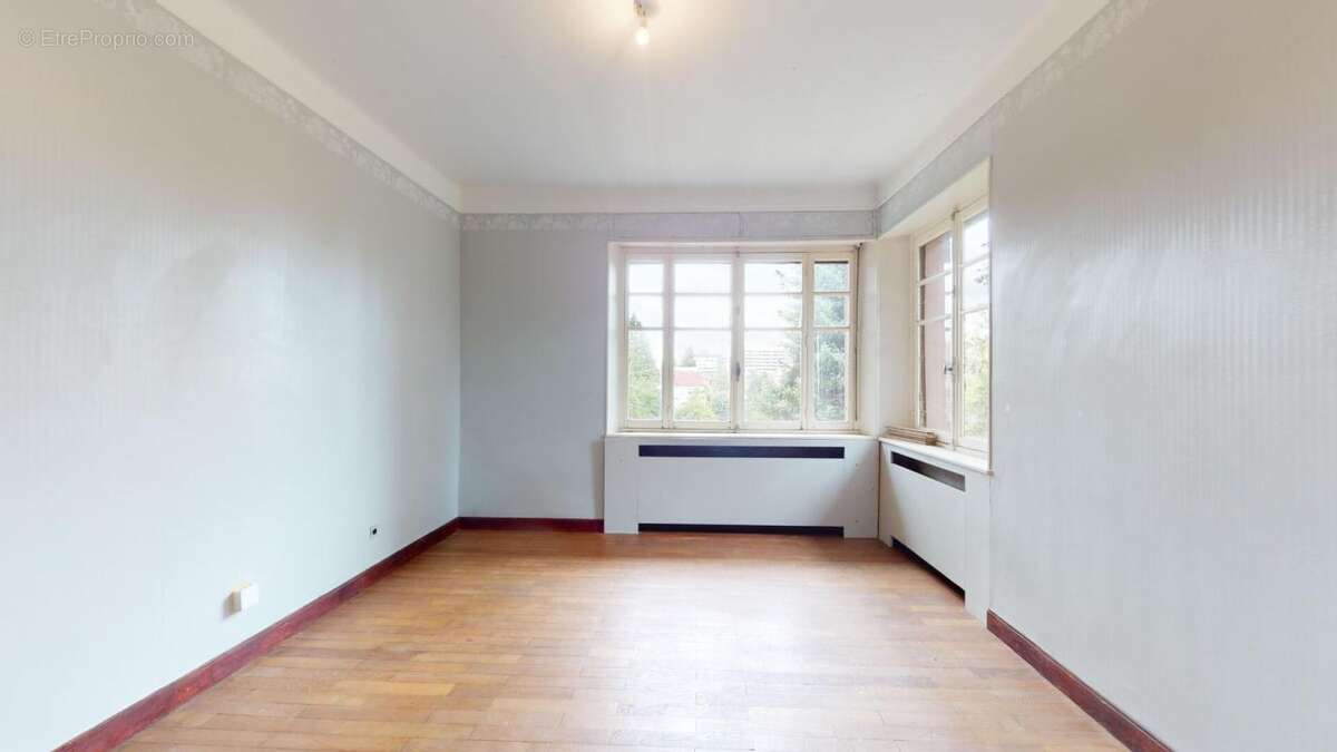 Maison bourgeoise  7 pièce(s) 180 m2 - photo 13