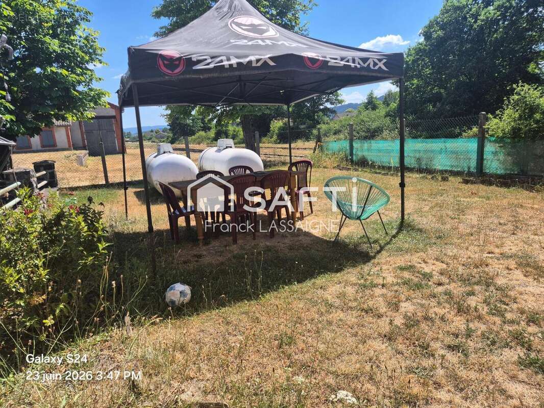 Appartement 137 m² à Marsac-En-Livradois  - photo 2