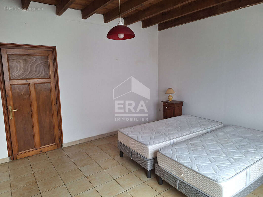 Maison à MONTPON-MENESTEROL