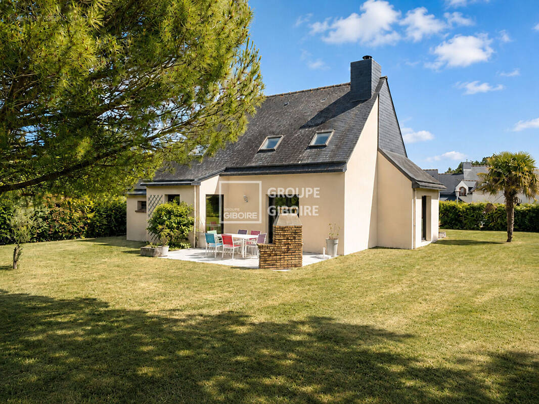 Maison à NOYAL-SUR-VILAINE