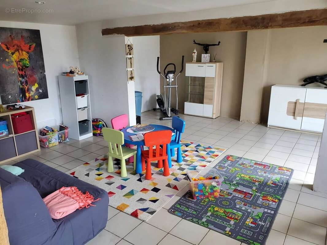 Maison à BOISCOMMUN