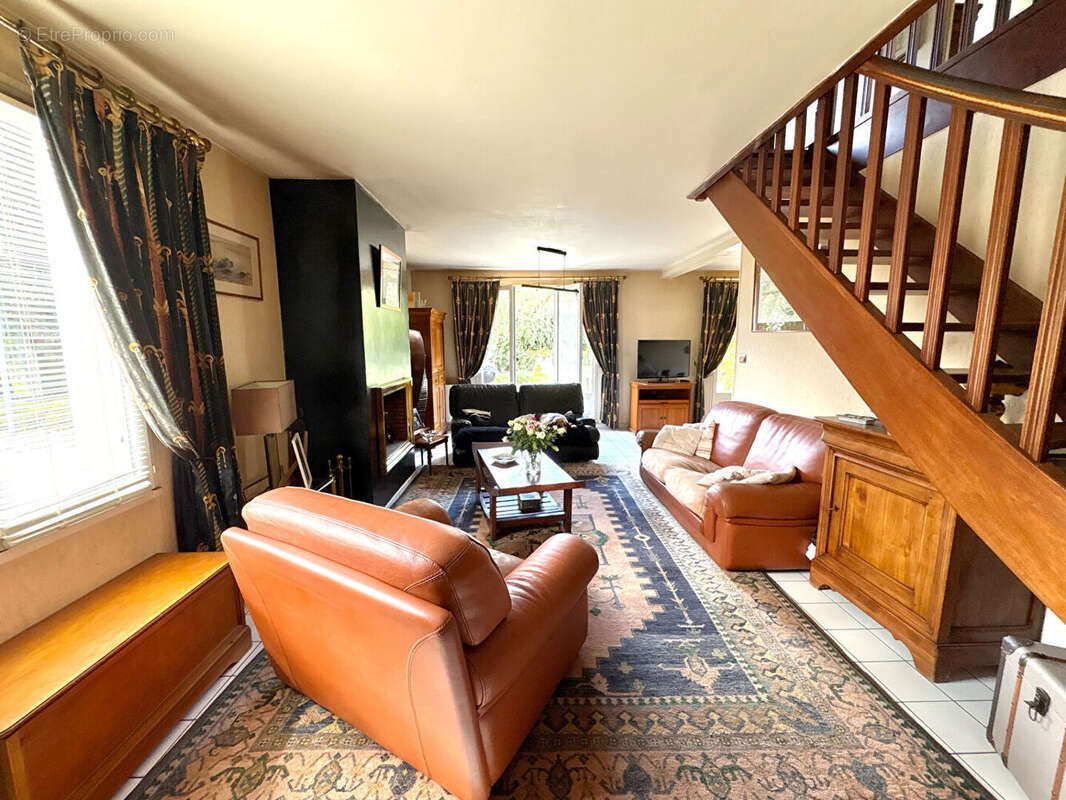 Maison à SAINT-GRATIEN