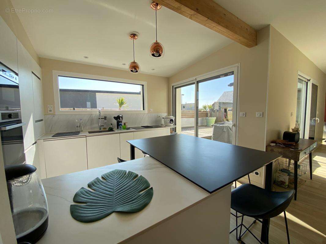 Maison à PLOUGONVELIN