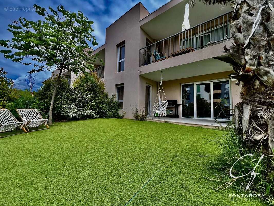 Appartement à FREJUS