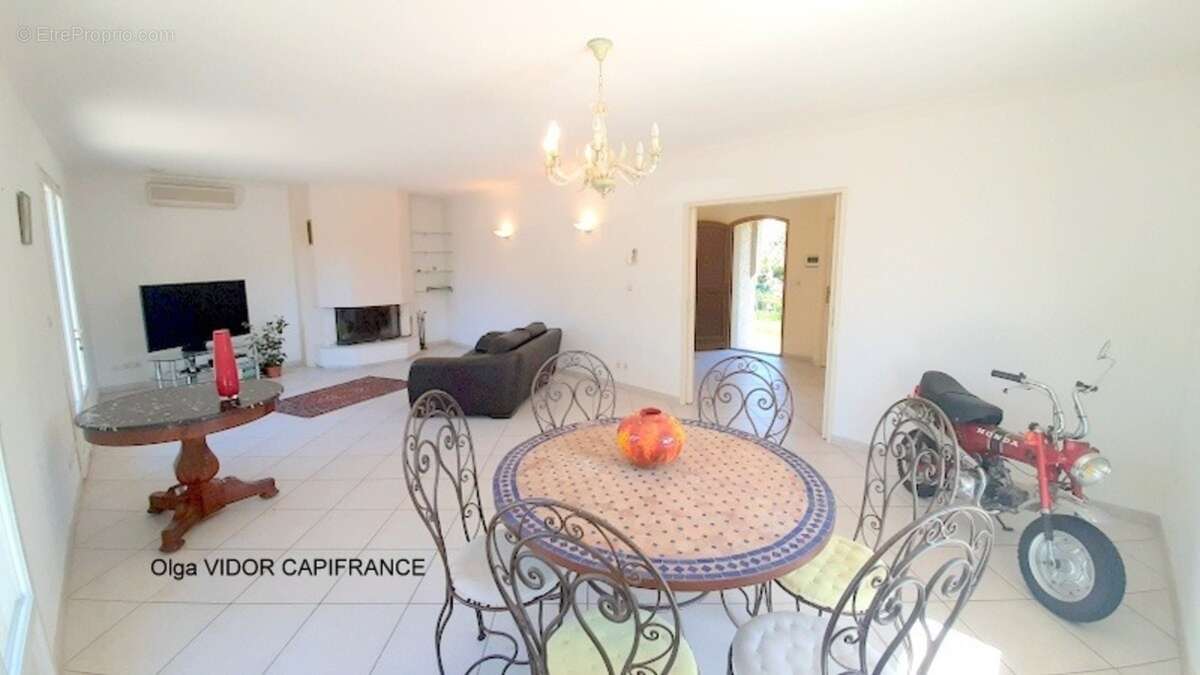 Dpt Hérault (34), à vendre LE GRAU D'AGDE maison P5  terrain 1000 m² double garage - photo 8