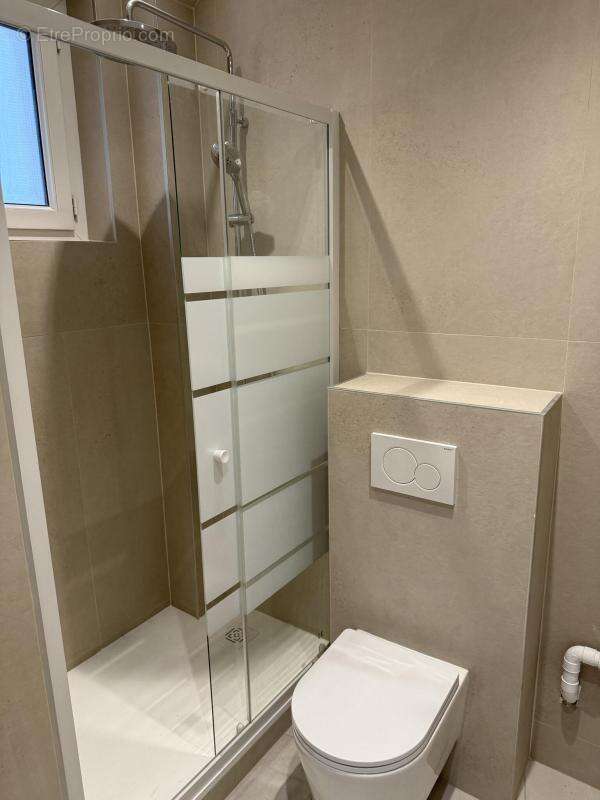 Appartement à PARIS-20E