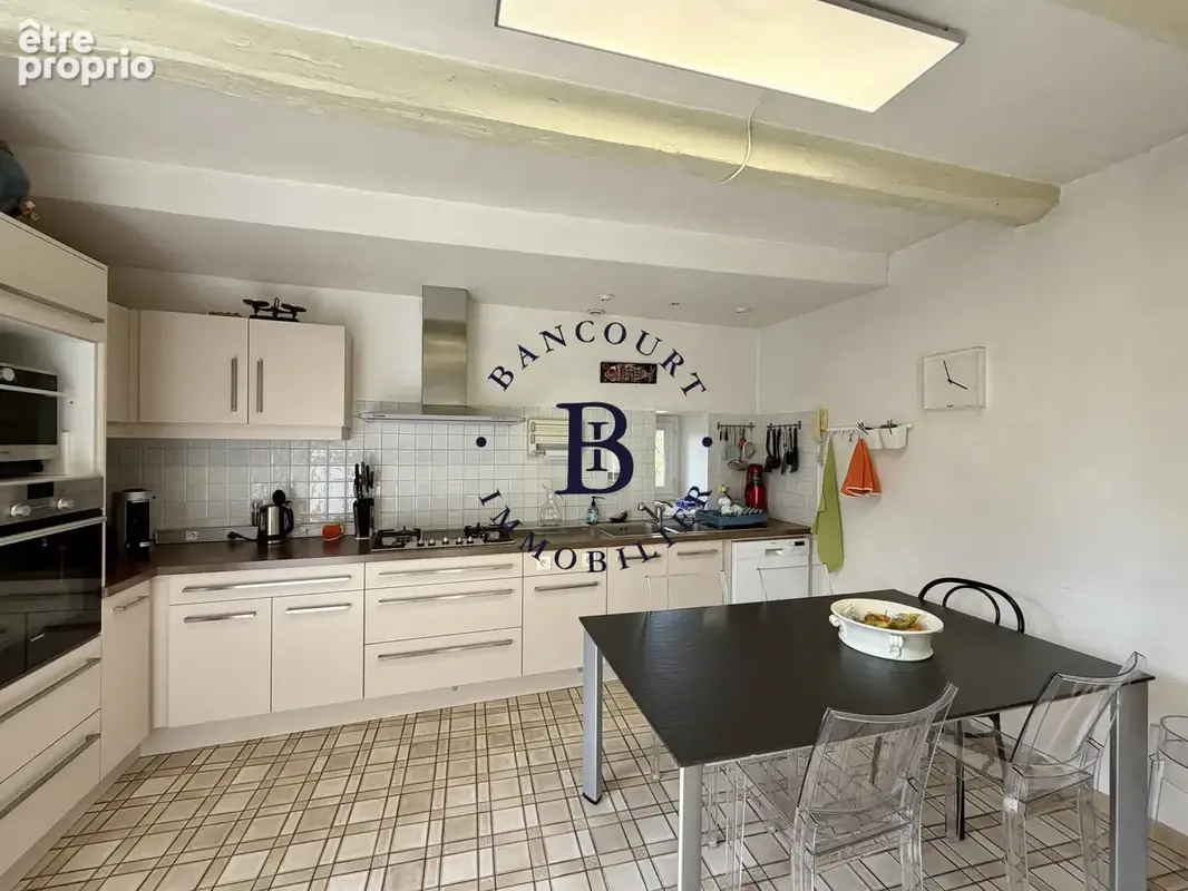 Maison 8 pièces 255 m² à vendre à Noailles (19600) - photo 4