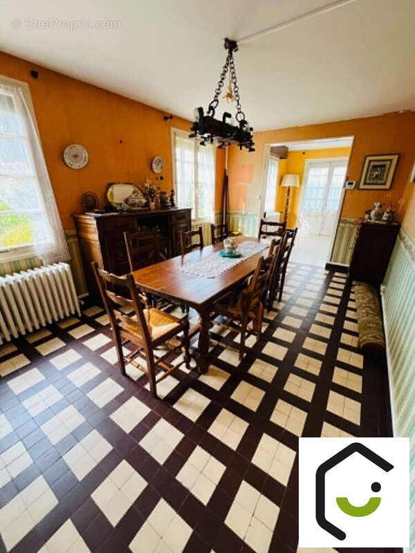 Maison 130 m² à Saint-Just-En-Chaussee  - photo 3