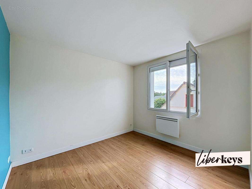 Maison 3 chambres avec jardin centre ville de Damville - photo 11