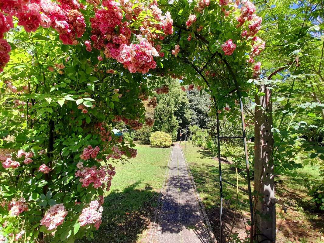 Élégante maison avec grand jardin à Bergerac - photo 16