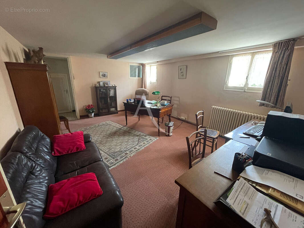 Maison à FONTENAY-LE-COMTE