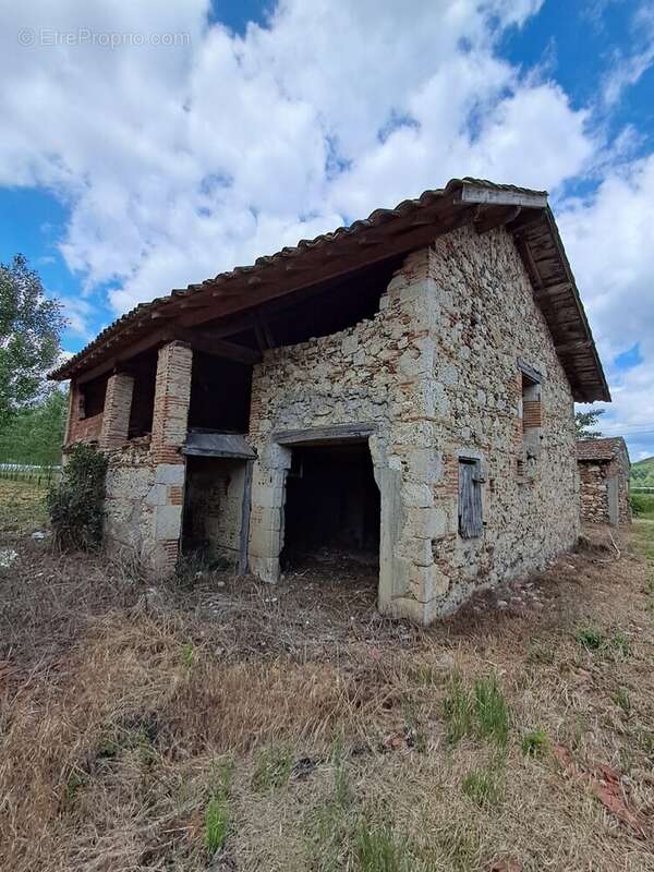 Maison à MONTESQUIEU