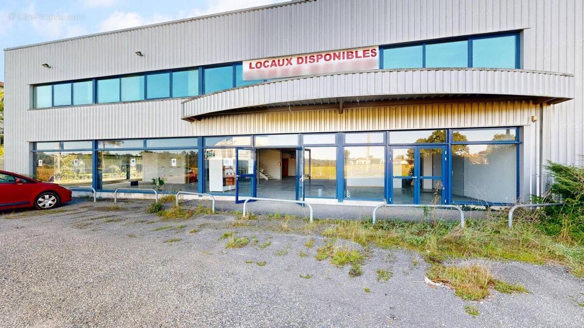 Photo 1 - Commerce à SAINT-GAUDENS