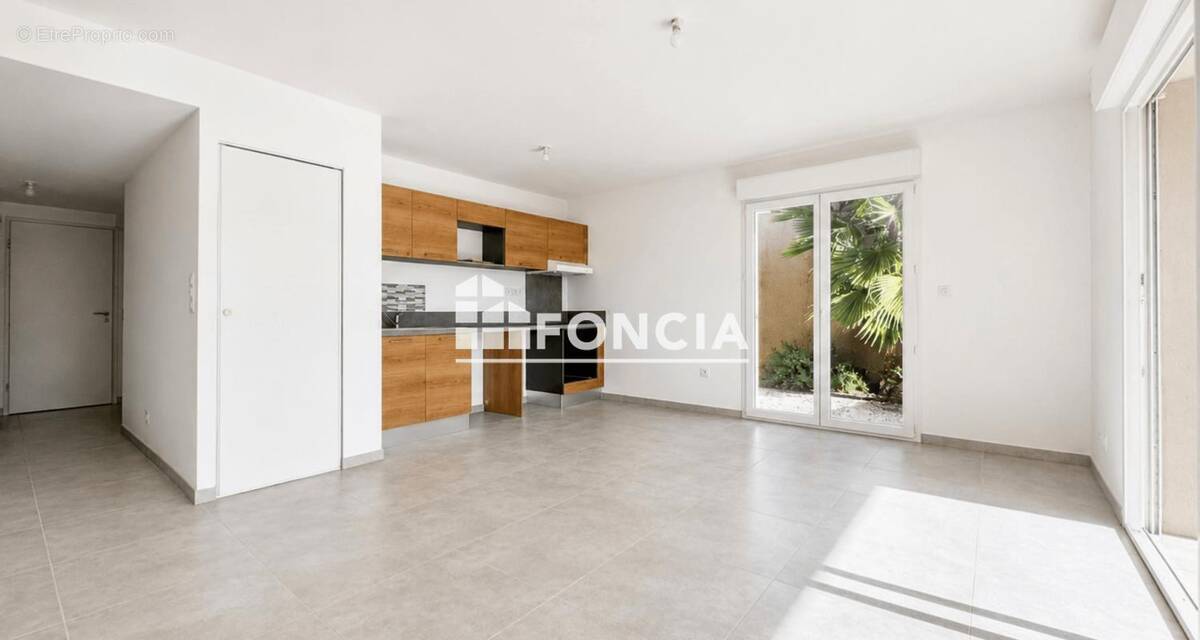 Appartement à VIAS