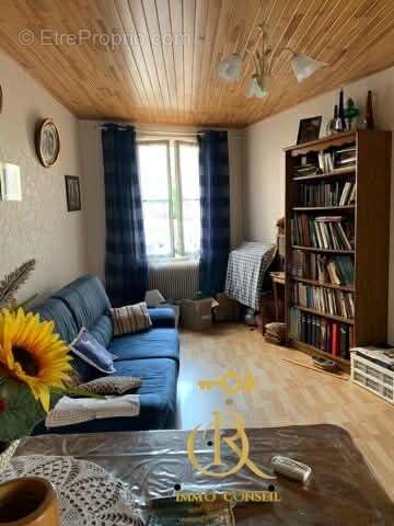 Maison à COMMENTRY