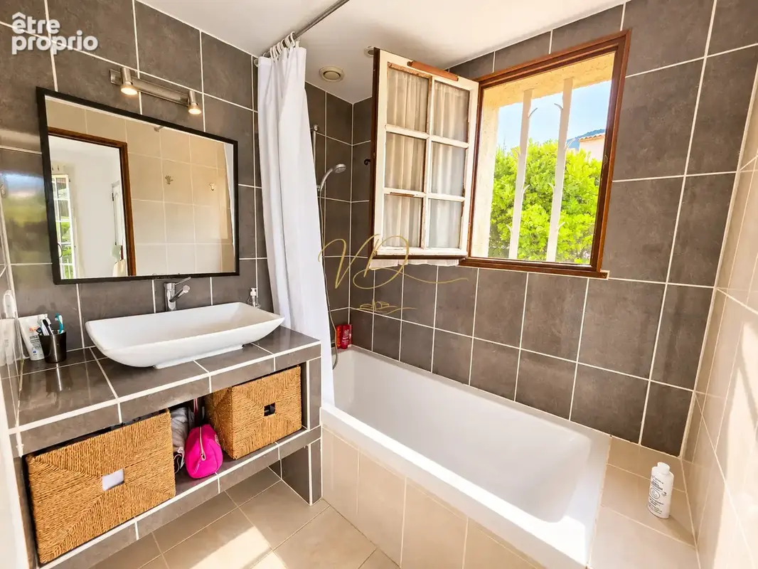Villa avec piscine et vue mer   Cavalaire-sur-Mer - photo 18