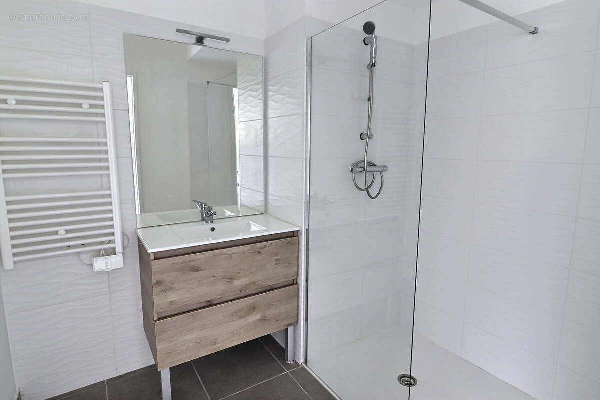Appartement à SARRIANS