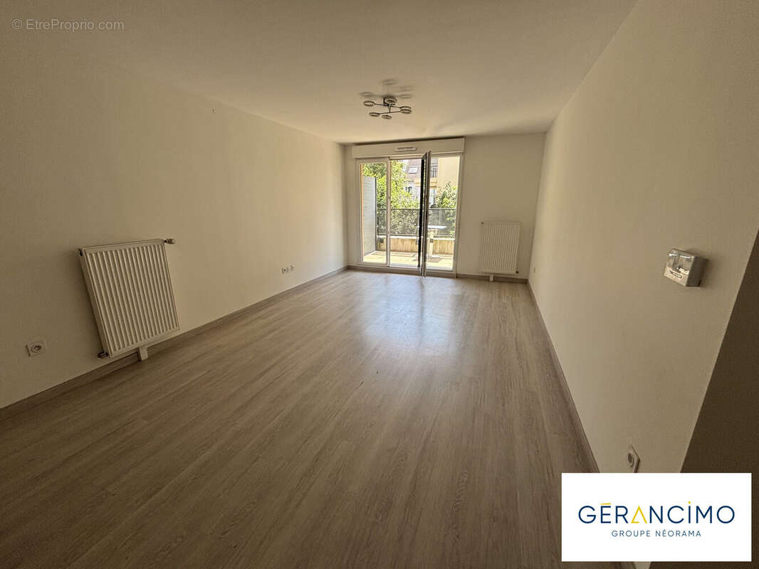 Appartement à PERSAN