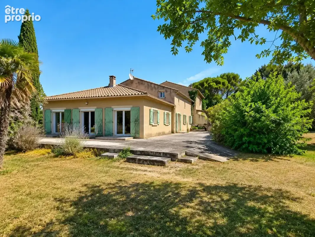 Maison à PERNES-LES-FONTAINES