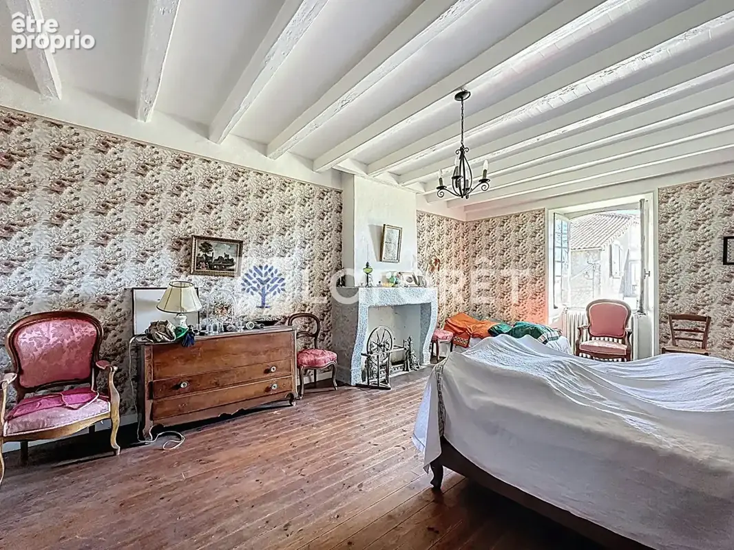 Maison de caractère avec dépendances - photo 11