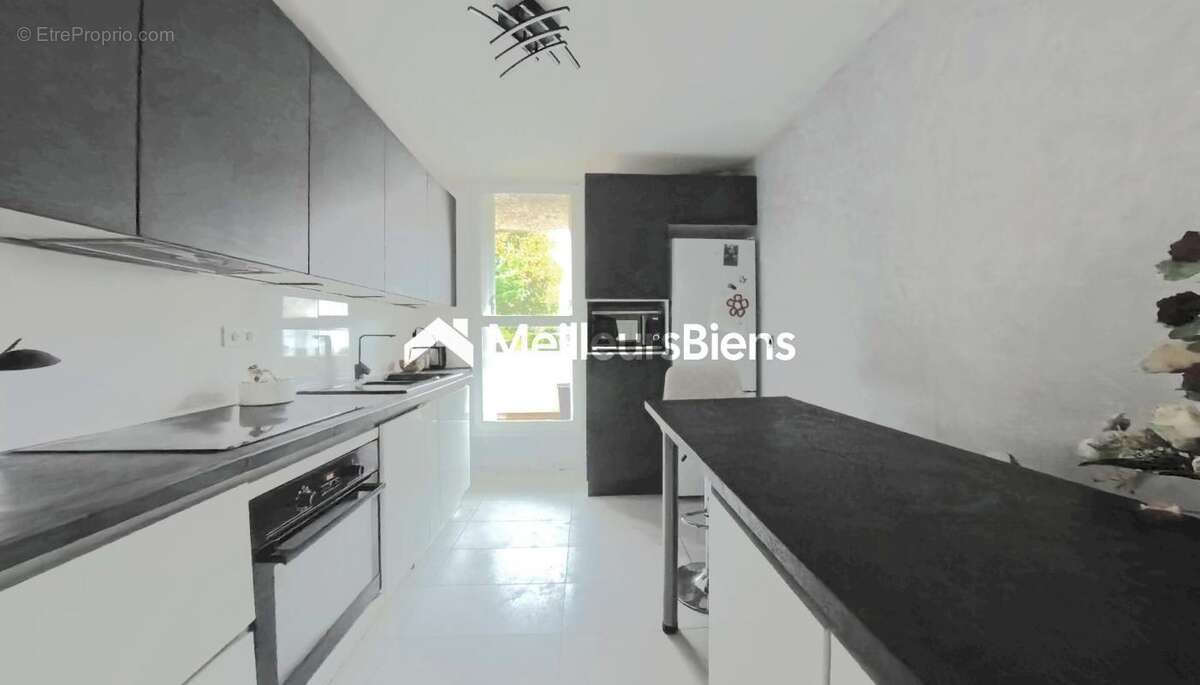 Maison à COMBS-LA-VILLE