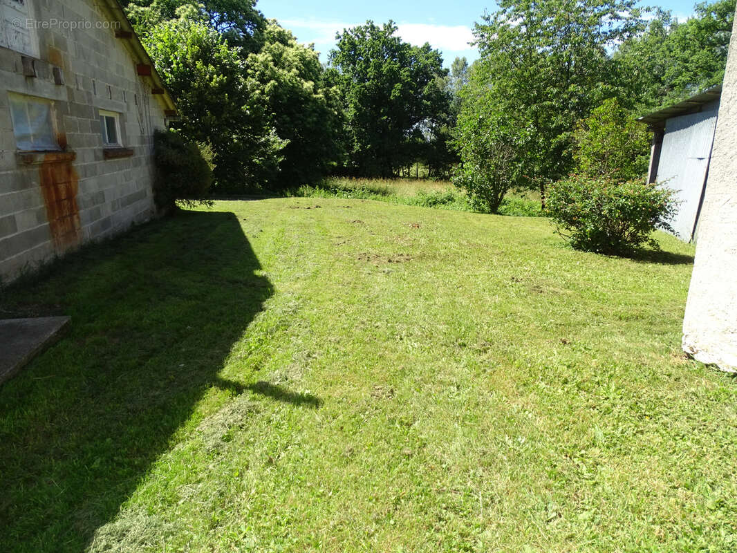 Maison à LA PORCHERIE