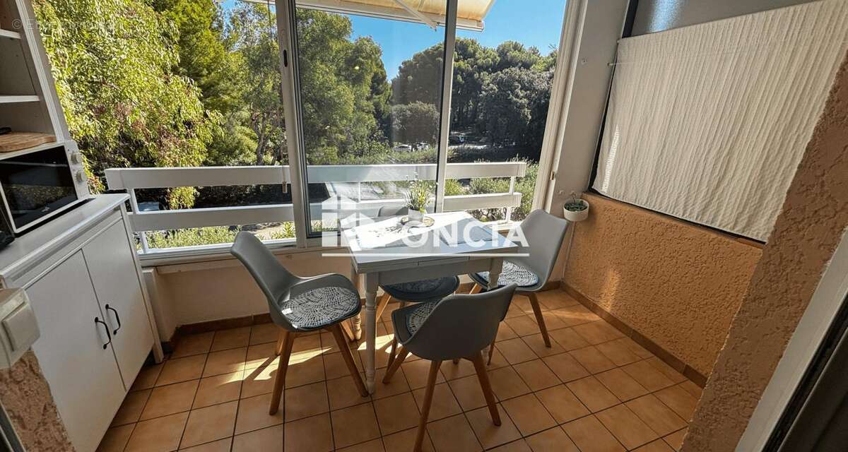 Appartement à SIX-FOURS-LES-PLAGES