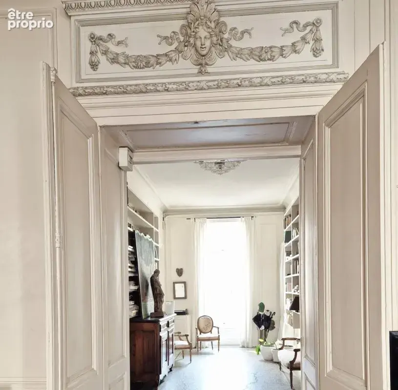Place Bellecour, appartement d'exception AU CALME - photo 19