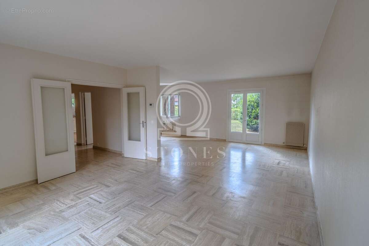 Maison à MARLY-LE-ROI