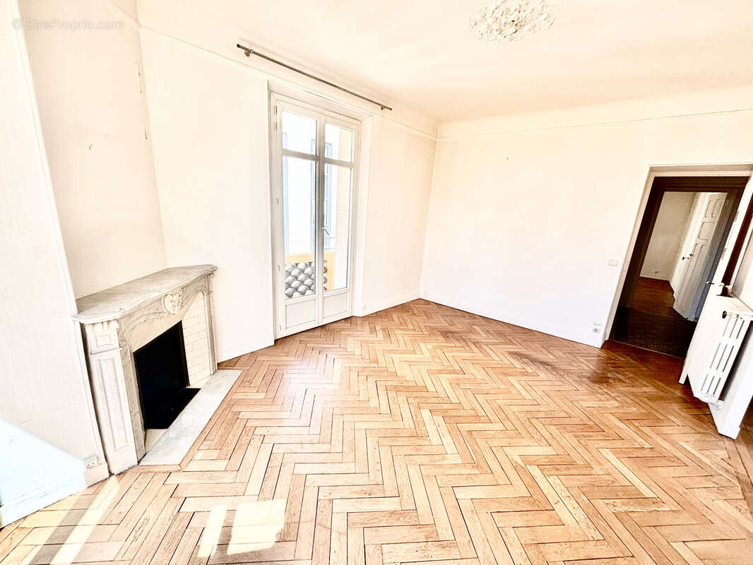 Cannes proche centre t4 bourgeois  sud 117 m2 avec  extérieurs - photo 3