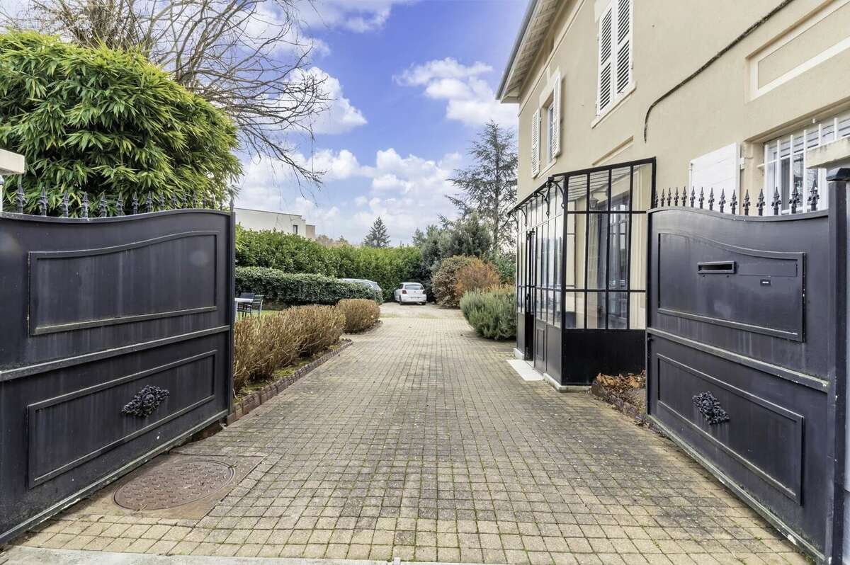 Maison à CHARBONNIERES-LES-BAINS