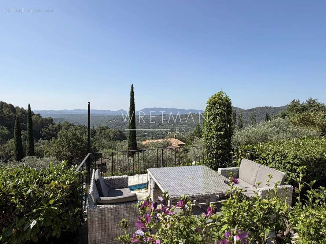 Villa en pierre avec 6 chambres et vue panoramique - SEILLANS - photo 5