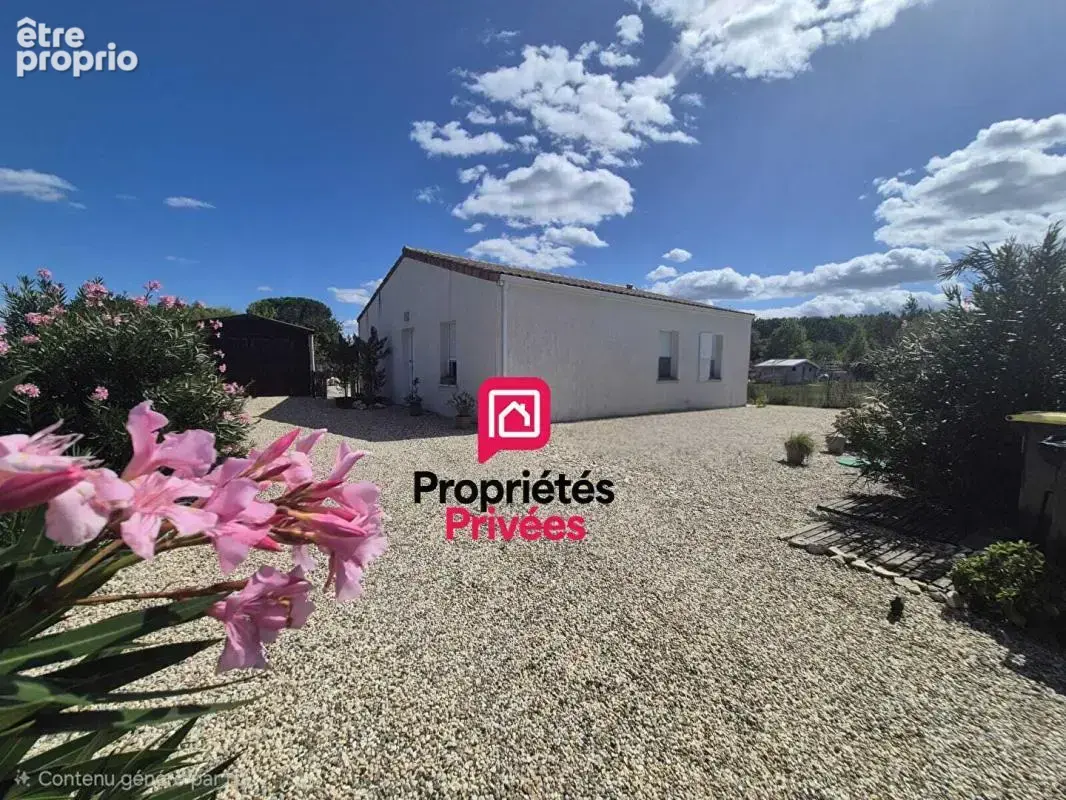 CUDOS - Maison récente, 4 pièces, garage et piscine - photo 14
