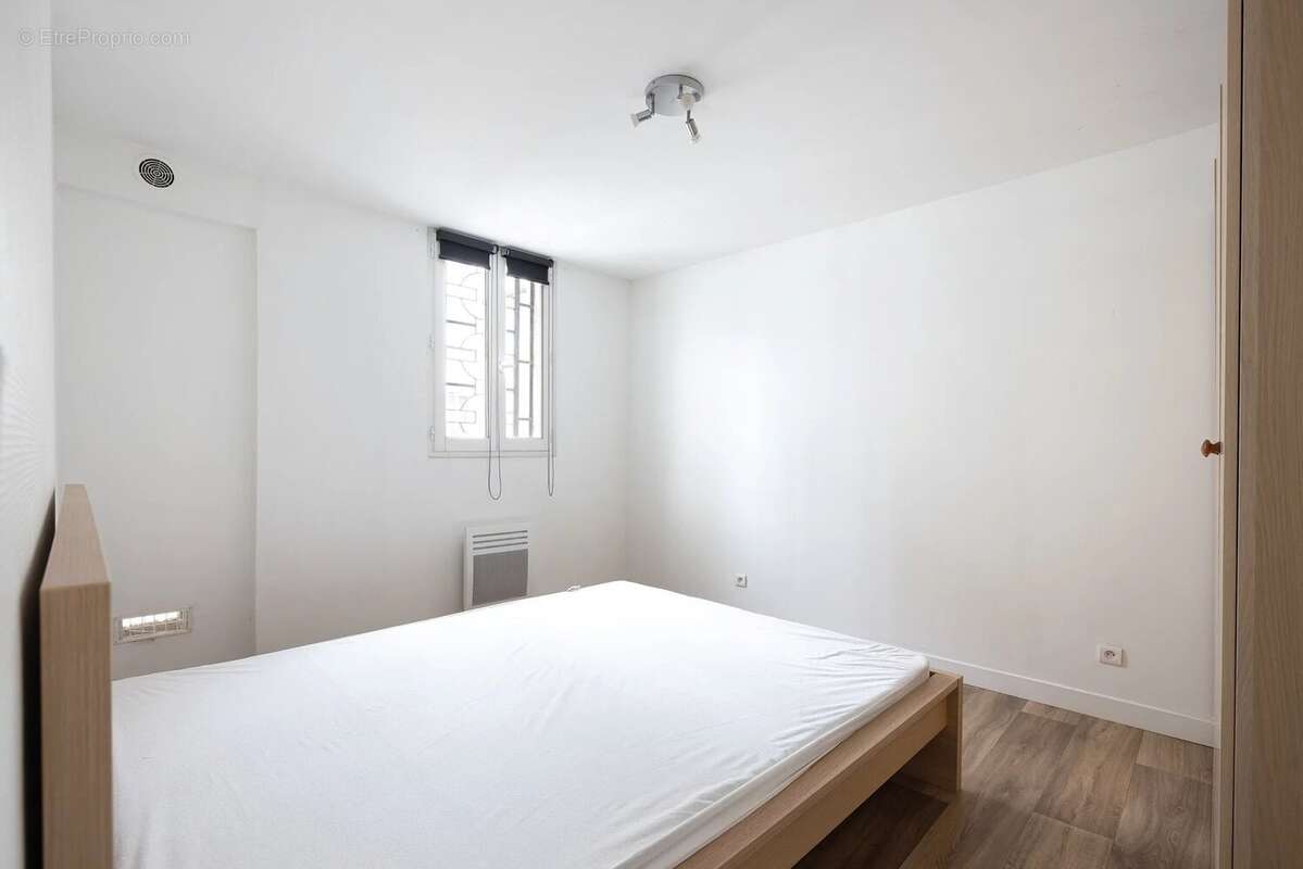 Appartement à PARIS-11E