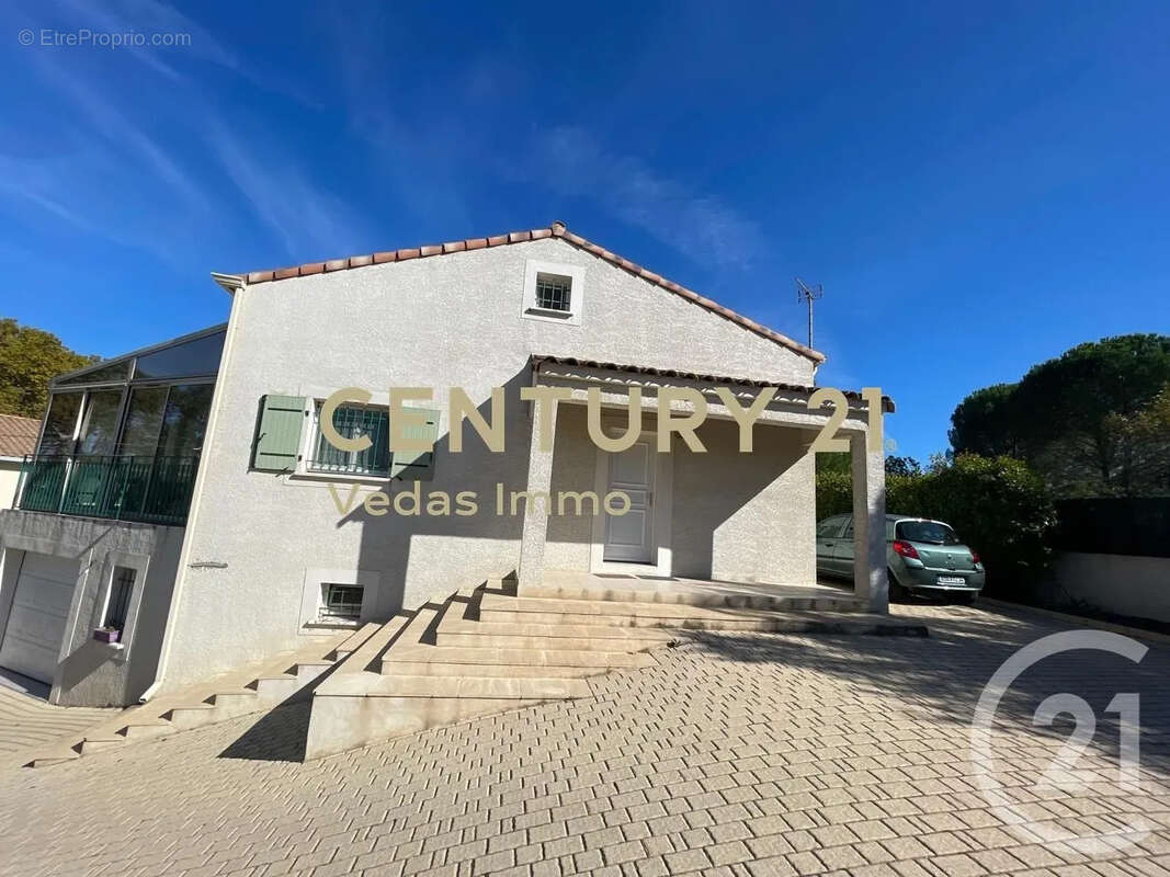 Maison à SAINT-JEAN-DE-VEDAS