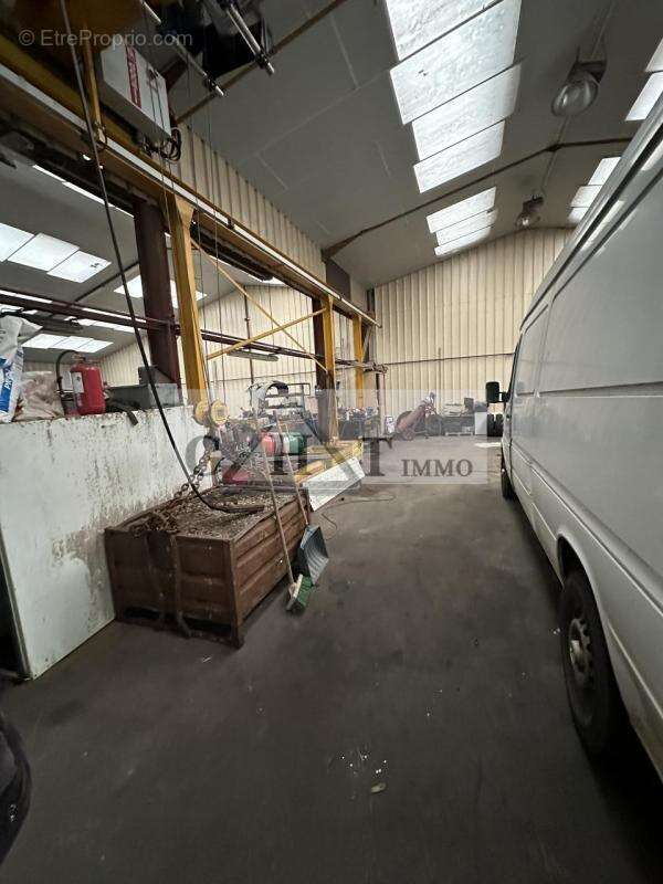 Terrain à LAGNY-LE-SEC