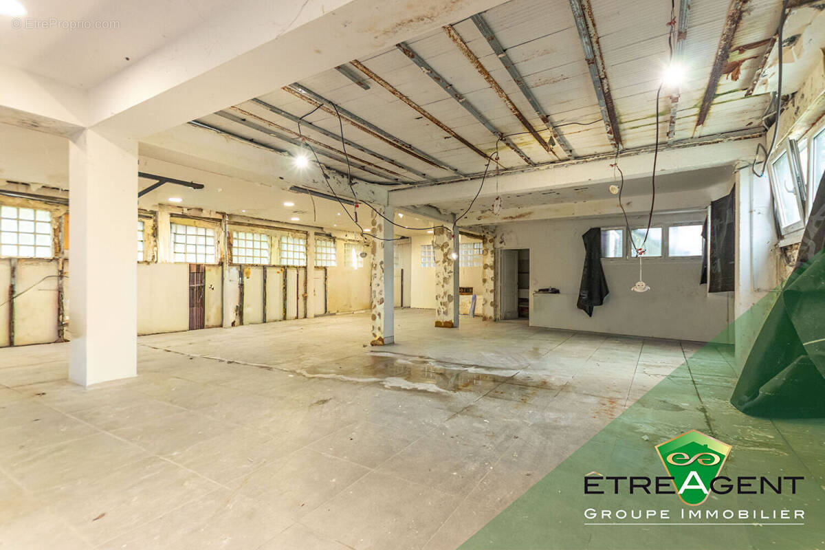 Commerce à MONTMORENCY