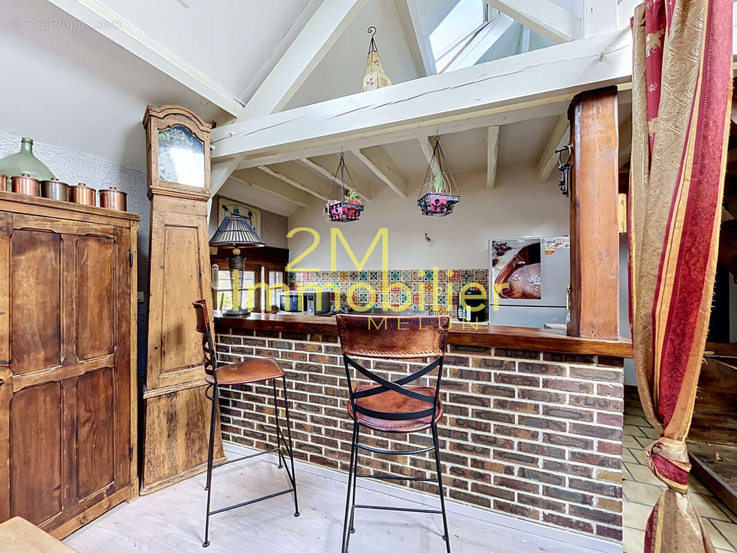 Appartement à VERT-SAINT-DENIS