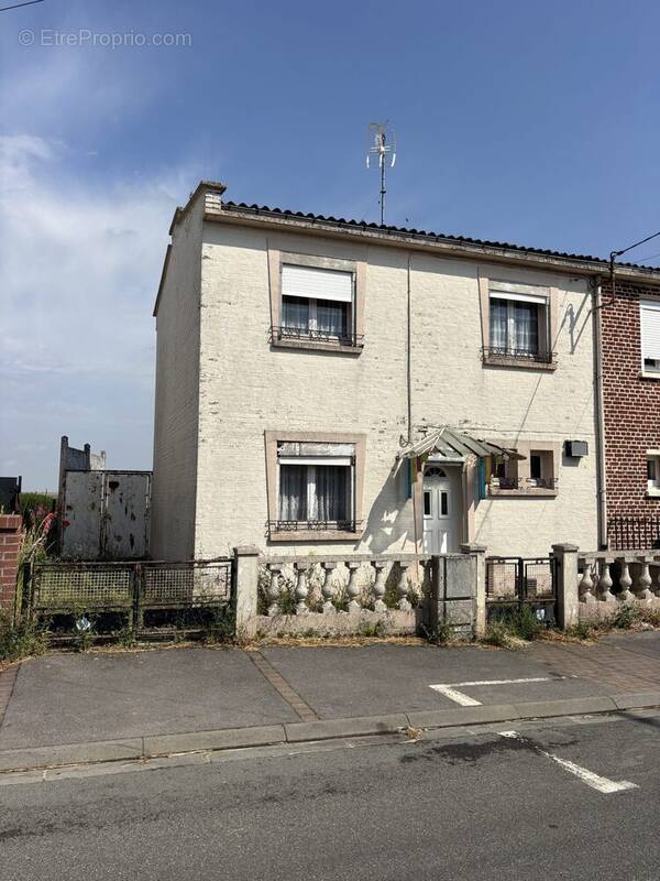 Maison à VIESLY