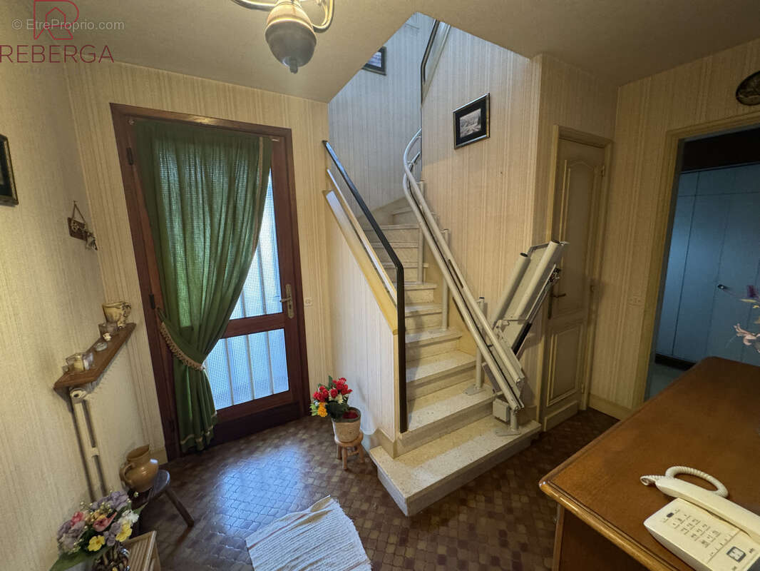 Maison à AUSSILLON