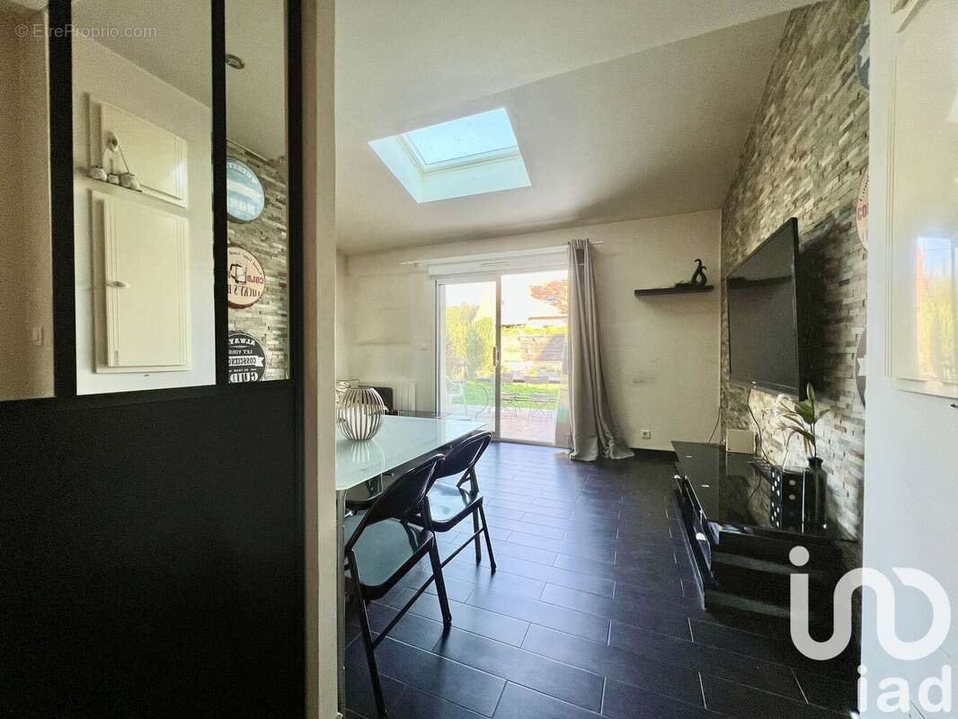 Photo 7 - Maison à VILLECRESNES