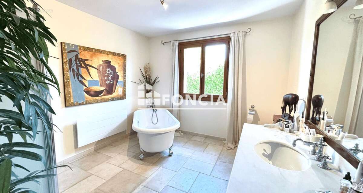 Maison à FREJUS