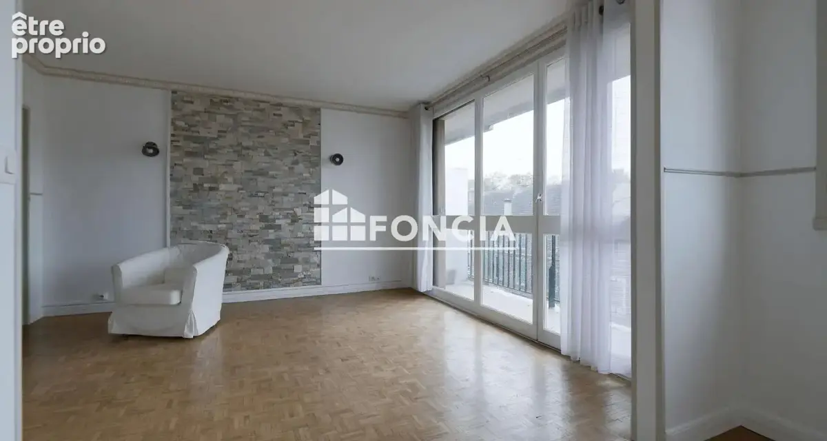 CORBEIL-ESSONNES Appartement 3 pièces avec cave et garage - photo 3