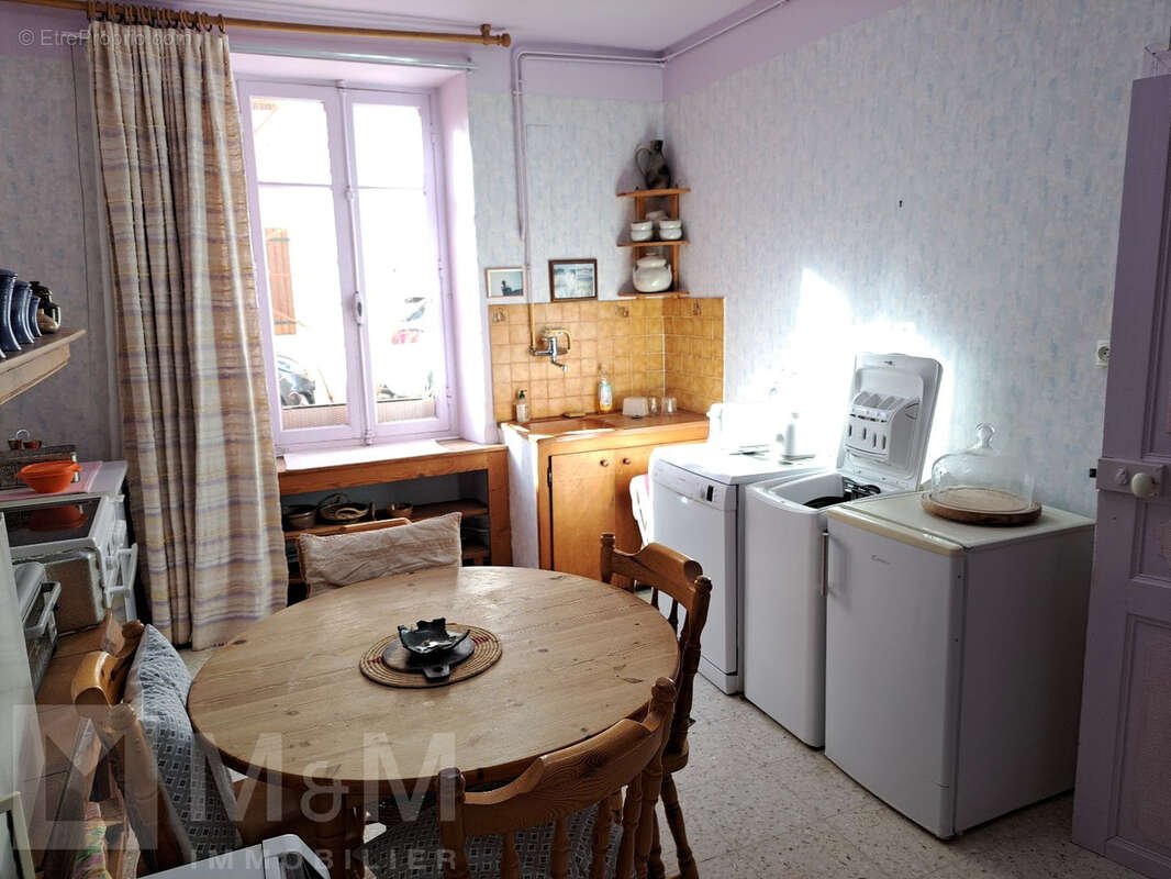 Maison à NEBIAS