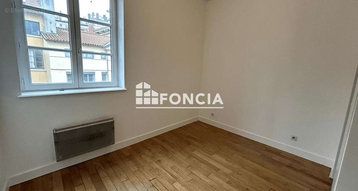 Appartement à LYON-1E