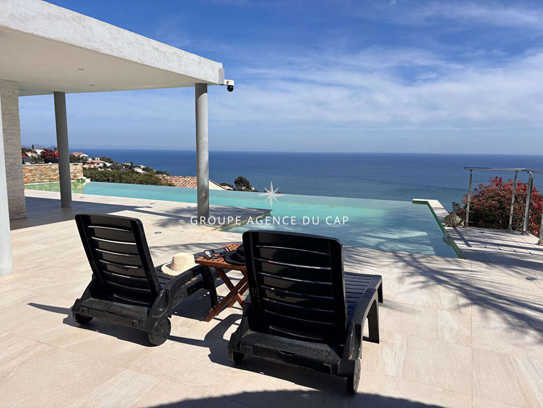 Maison à LES ISSAMBRES