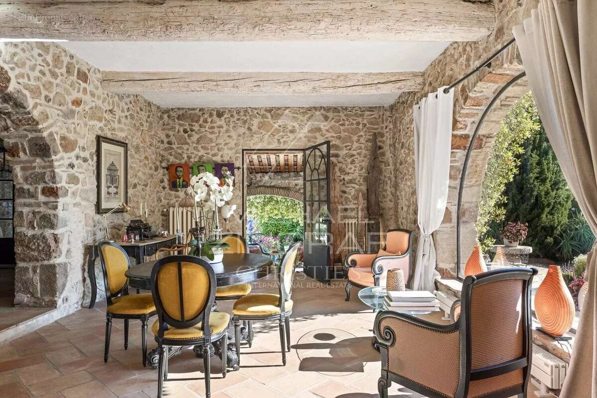 Maison à BIOT