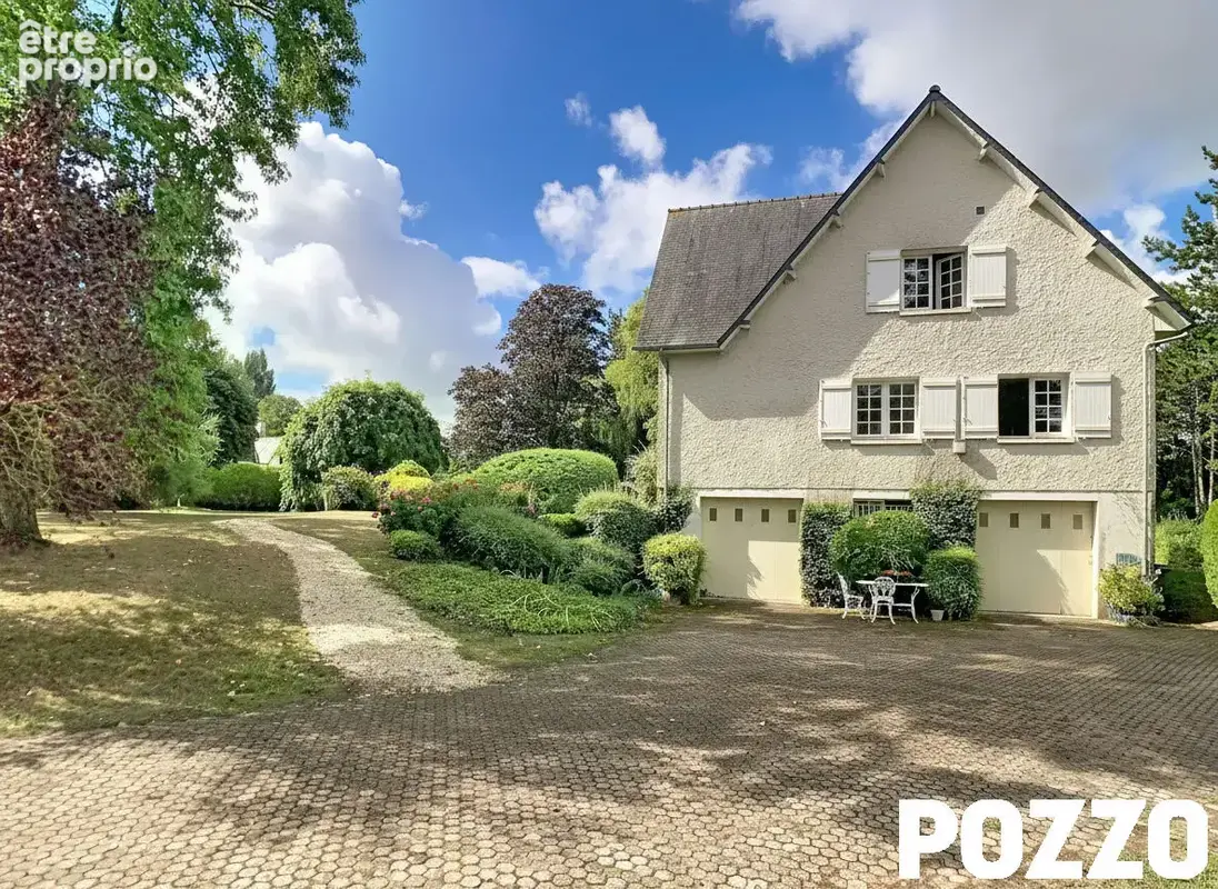 A Vendre - Propriété à PONTORSON avec 4 000m² et étang ! - photo 4
