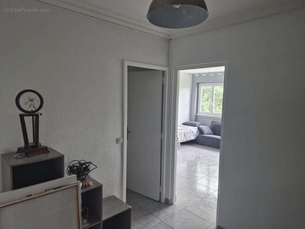 Appartement à DECINES-CHARPIEU