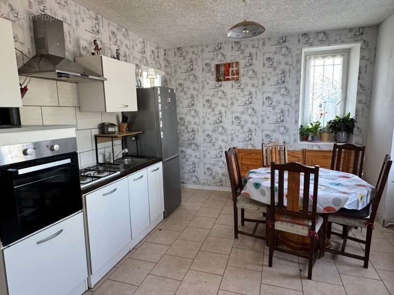 Maison à GUDMONT-VILLIERS